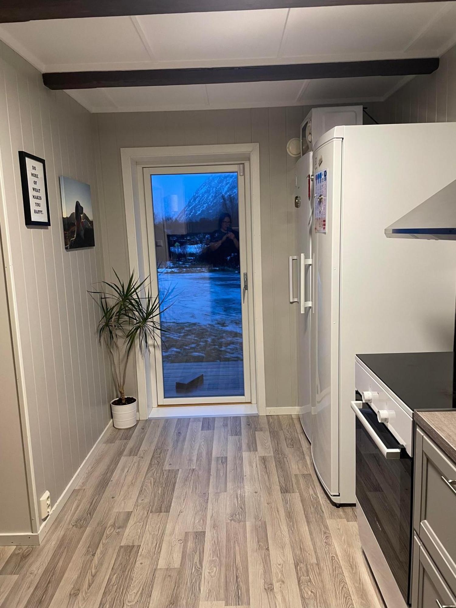 Old House - Check In Breathe Out * Stronstad i Vesteralen